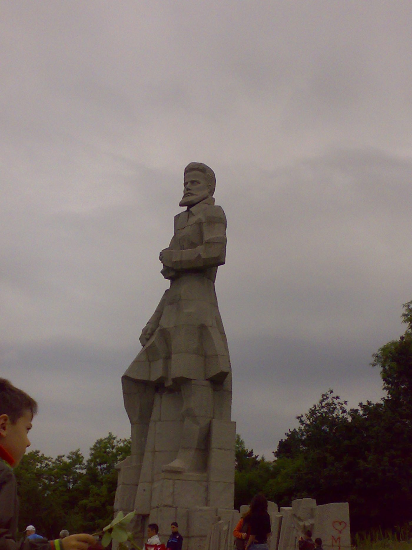 Паметникът на Христо Ботев в Калофер